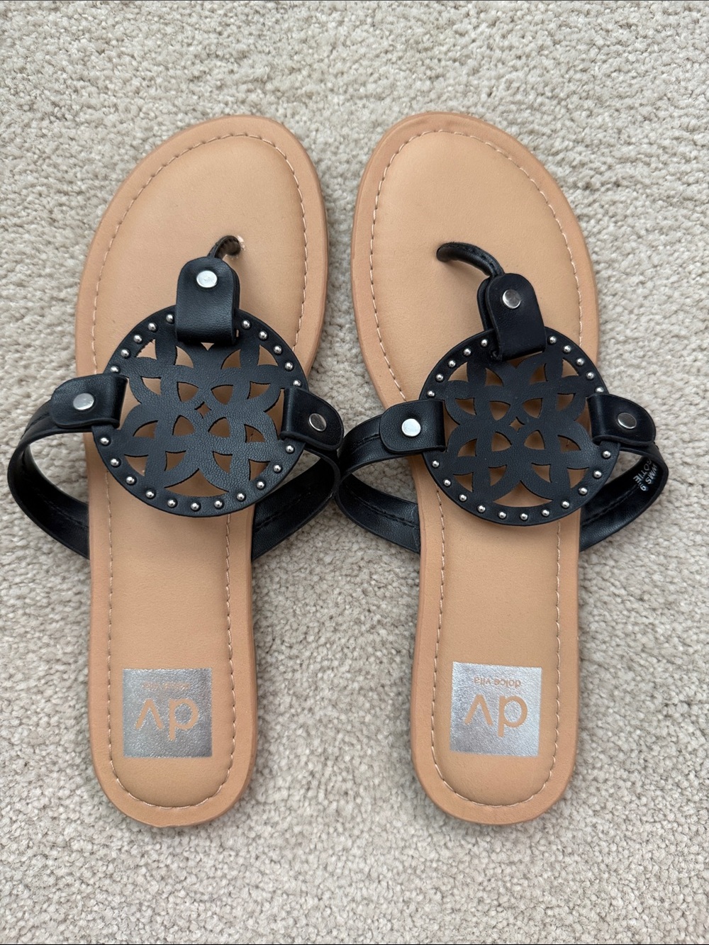 DV by Dolce Vita Black Thong Sandals with Tan Footbed